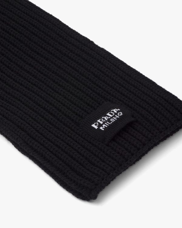 Black Wool scarf - Image 3