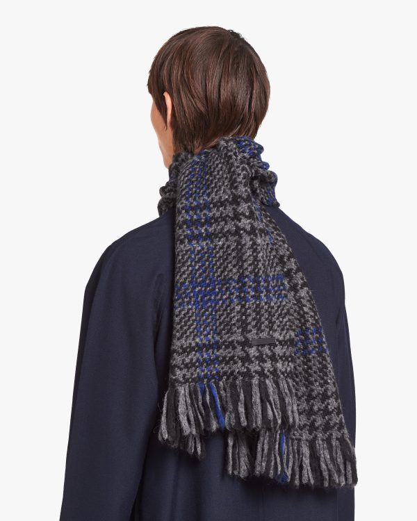 Slate Gray Prince of Wales checked scarf - Image 3