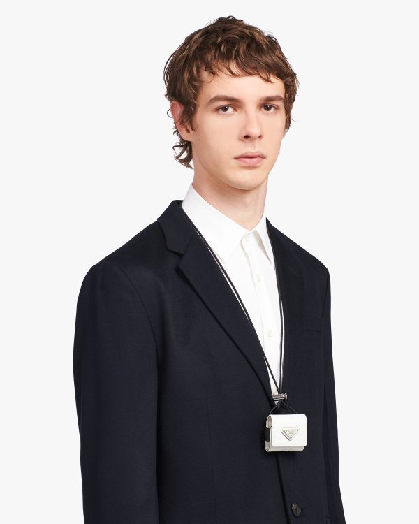 White AirPods Pro brushed leather case - Image 3