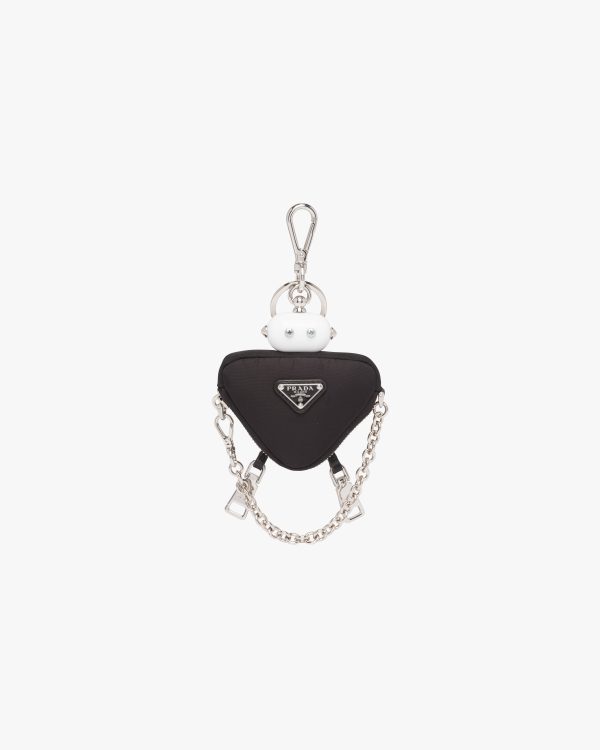 Black Nylon robot keychain trick
