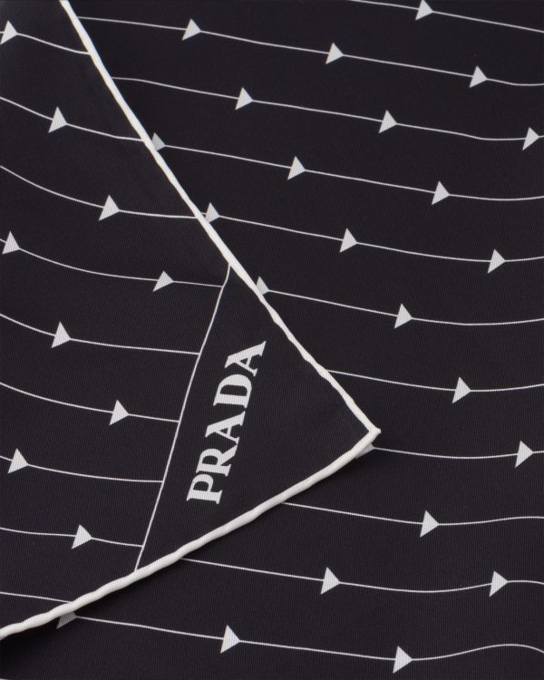 Black/white Printed twill scarf - Image 2