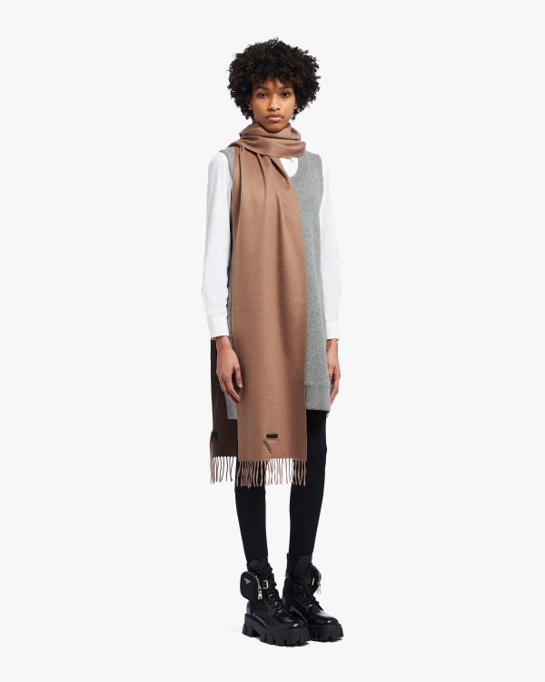 Camel Brown Solid color cashmere scarf - Image 2