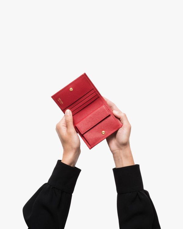 Fiery Red Small Saffiano Leather Wallet - Image 3