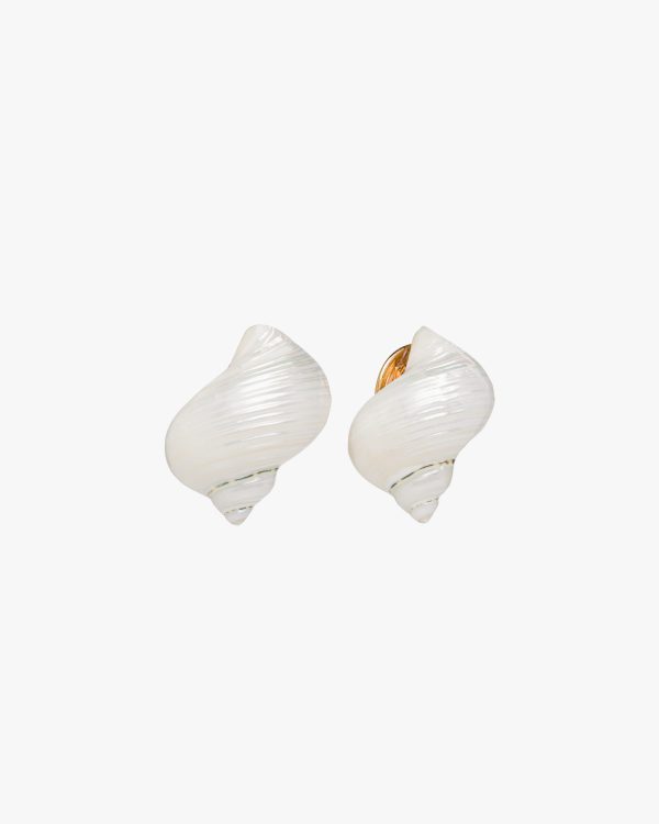 Pearl Gray Silver earrings with shells