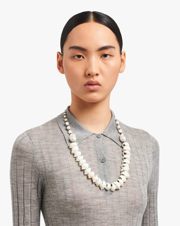 Tan Silver necklace with shells - Image 2