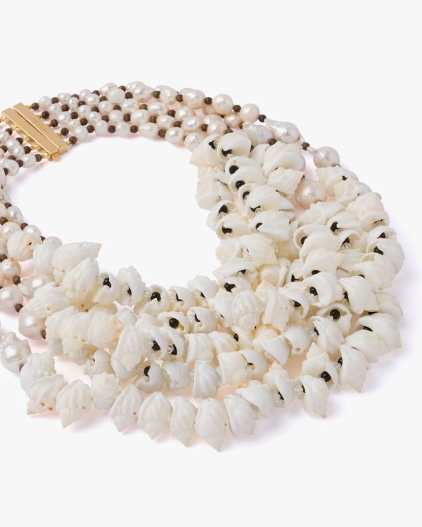 Tan Silver necklace with shells - Image 3