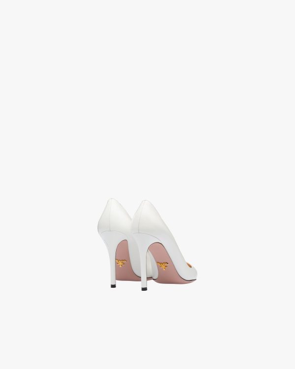 White Saffiano textured patent leather pumps - Image 3